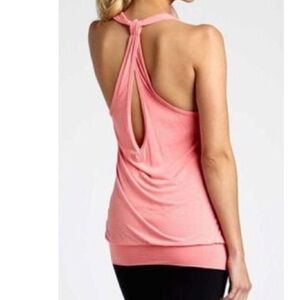 BEYOND YOGA keyhole lotus tank